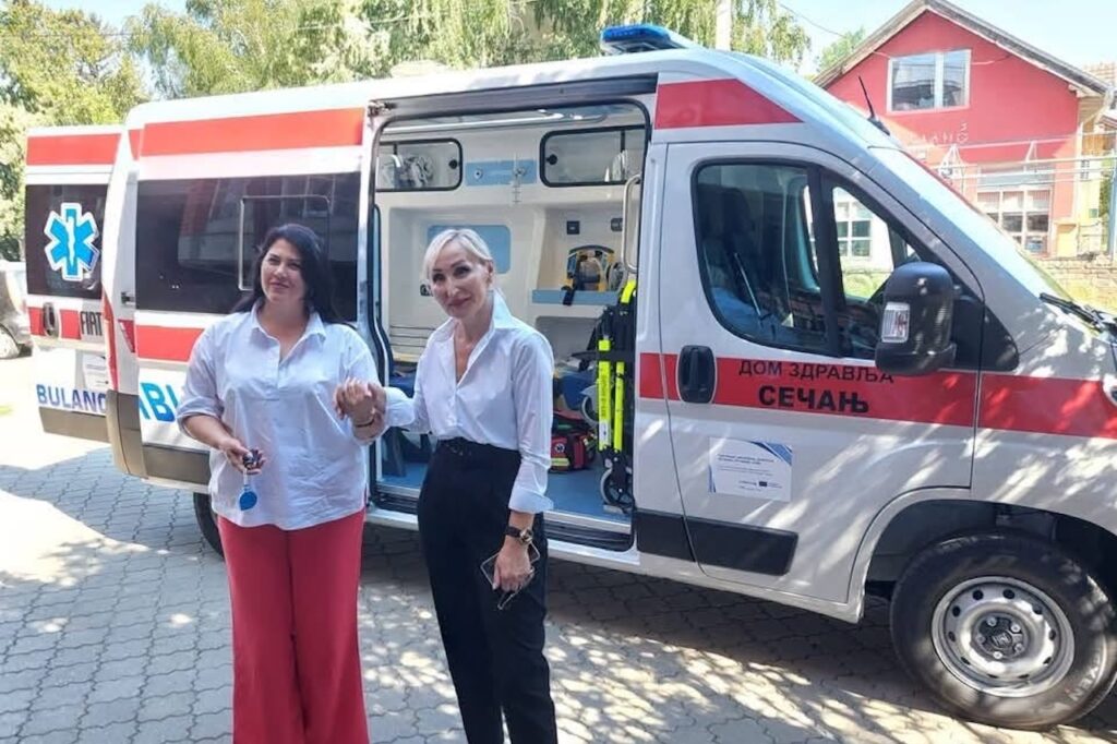Medicinska oprema i vozilo za Sečanj